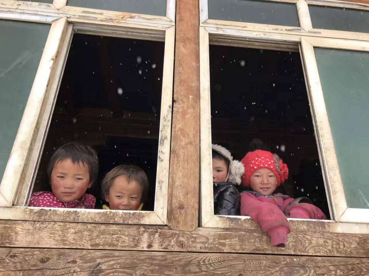 南昌宇康咨询与顾问服务有限公司公益回顾丨家国同欢月同圆 温暖满载甘孜州(图9)