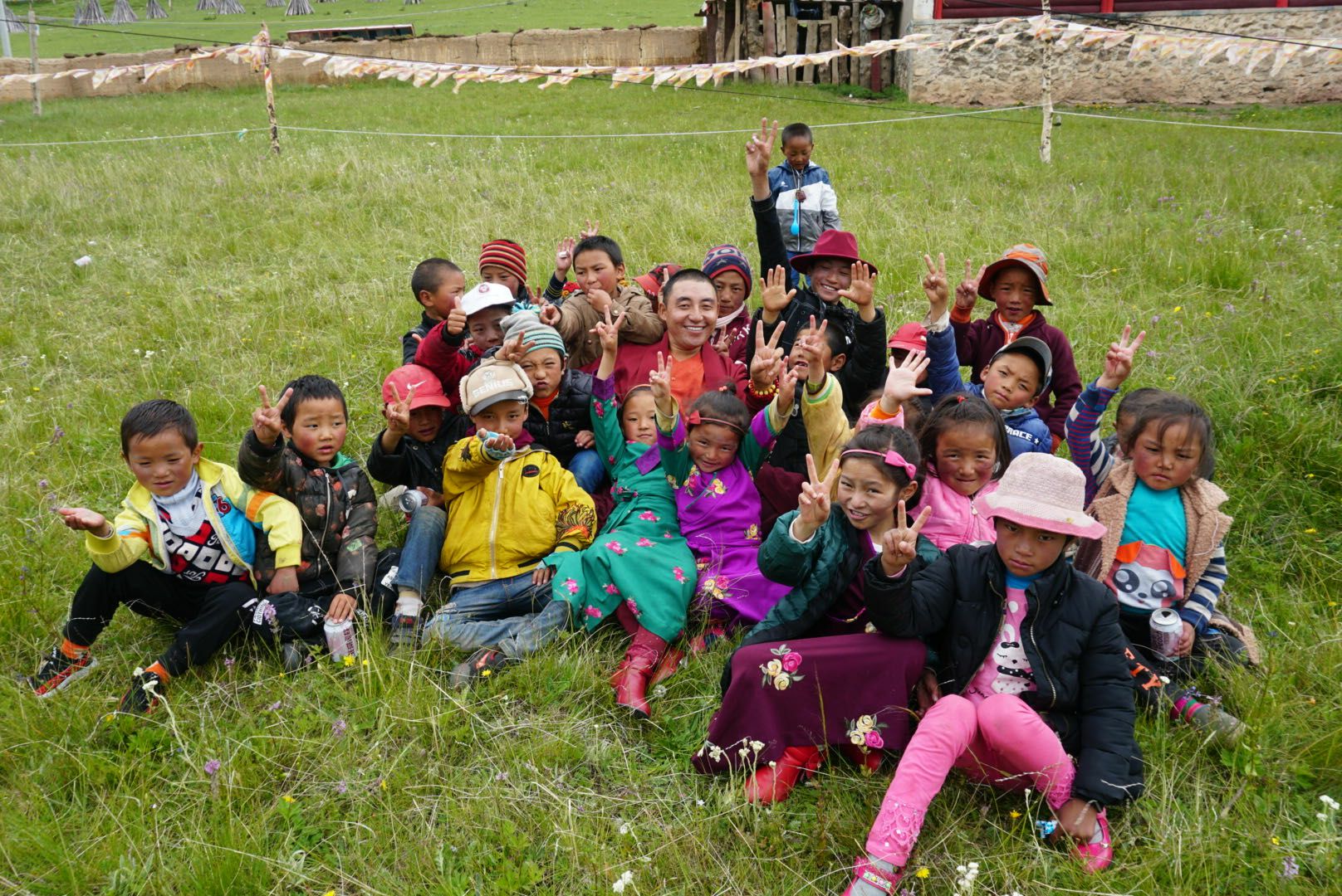 南昌宇康咨询与顾问服务有限公司公益回顾丨家国同欢月同圆 温暖满载甘孜州(图14)